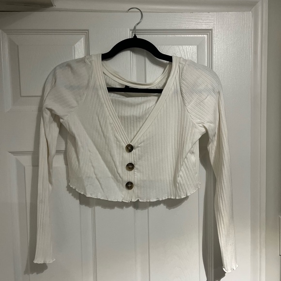 Button up long sleeve crop cardigan - Picture 2 of 3